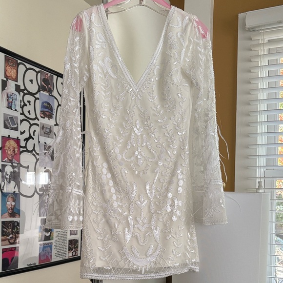 12th Tribe White Embroidered Long Sleeve Dress - Picture 3 of 3